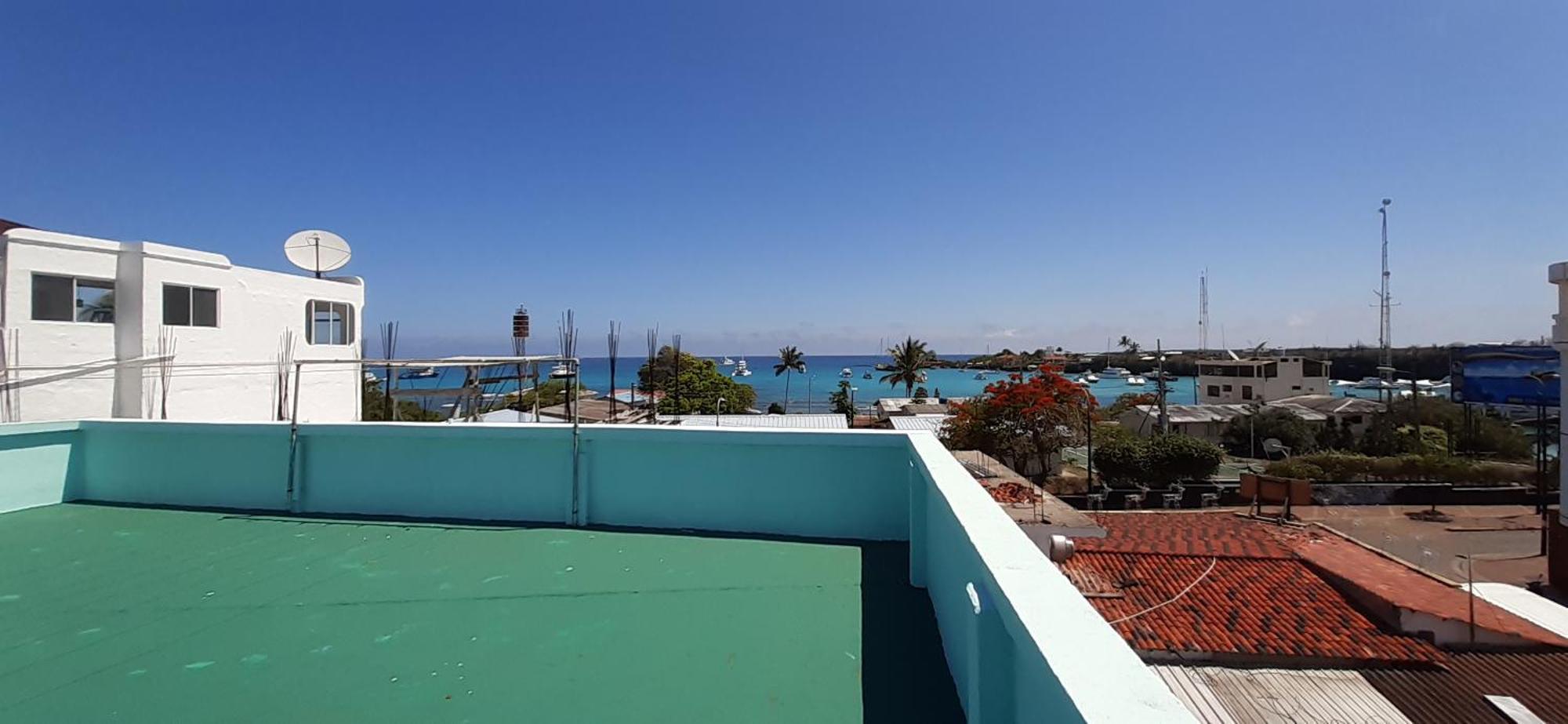 Historico Hostal Elizabeth Puerto Ayora  Dış mekan fotoğraf