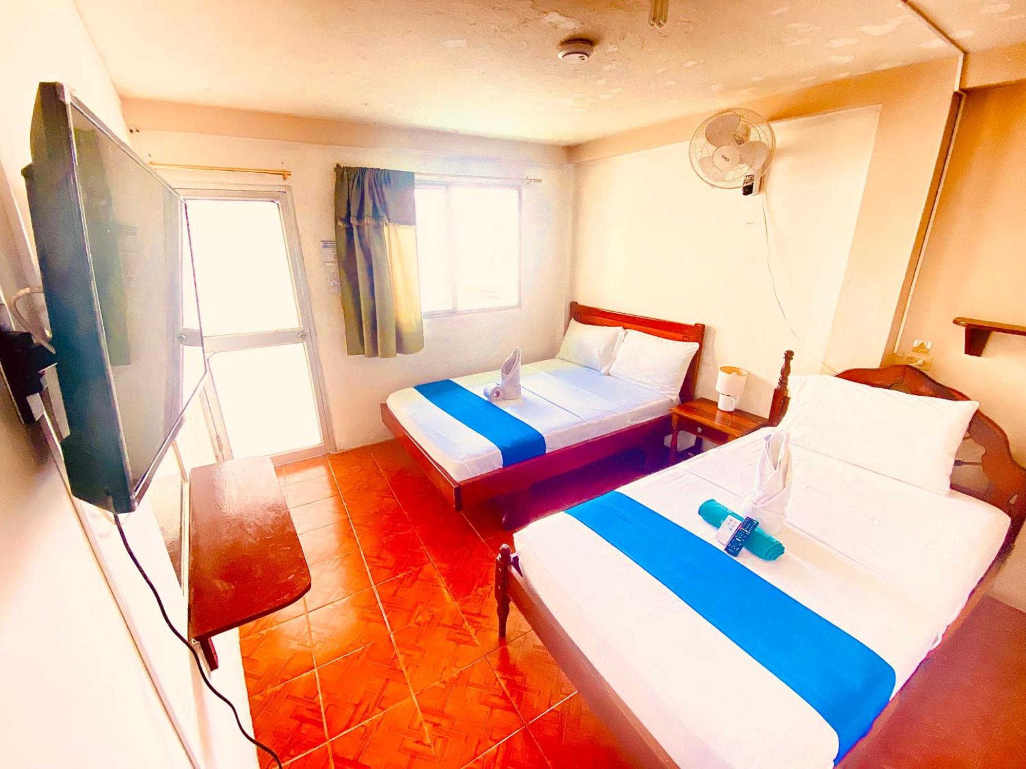 Historico Hostal Elizabeth Puerto Ayora  Dış mekan fotoğraf
